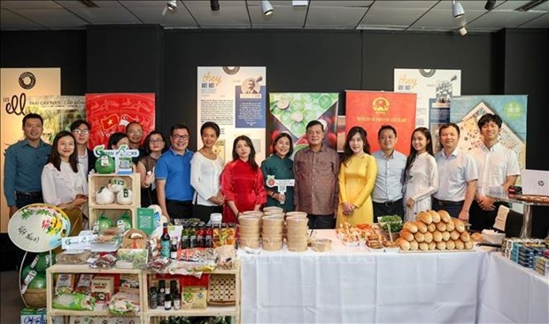 Vietnam cuisine introduced at Francophonie festival in Singapore