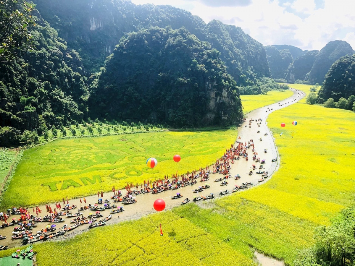 Ninh Binh tourism week promotes unique values of local resources