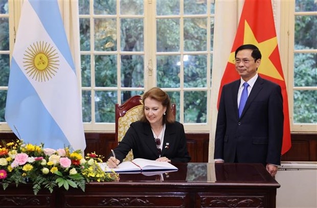 Vietnam, Argentina expand cooperation relations