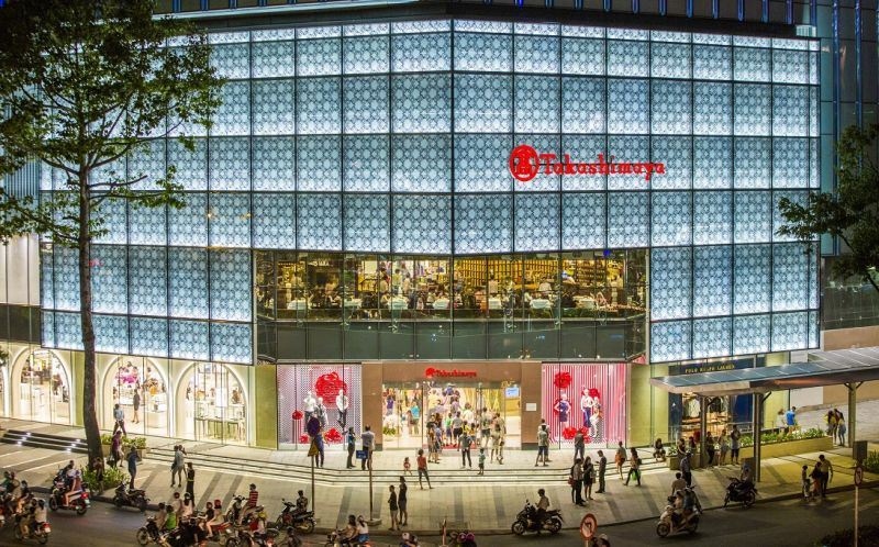 Japan's Takashimaya eyes new shopping hub in Vietnam by 2026