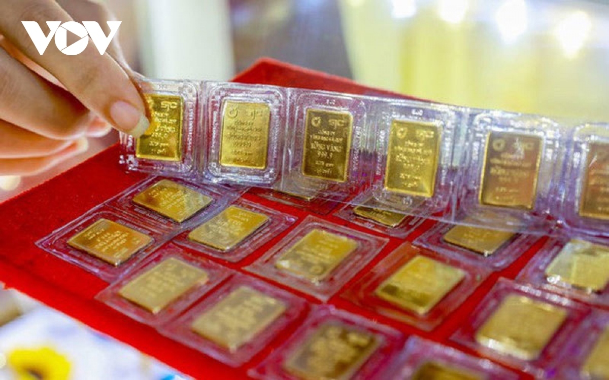 Gold bar prices reach historic high of over VND85 million per tael