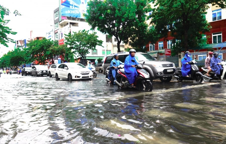 Tropical depression likely to enter East Sea