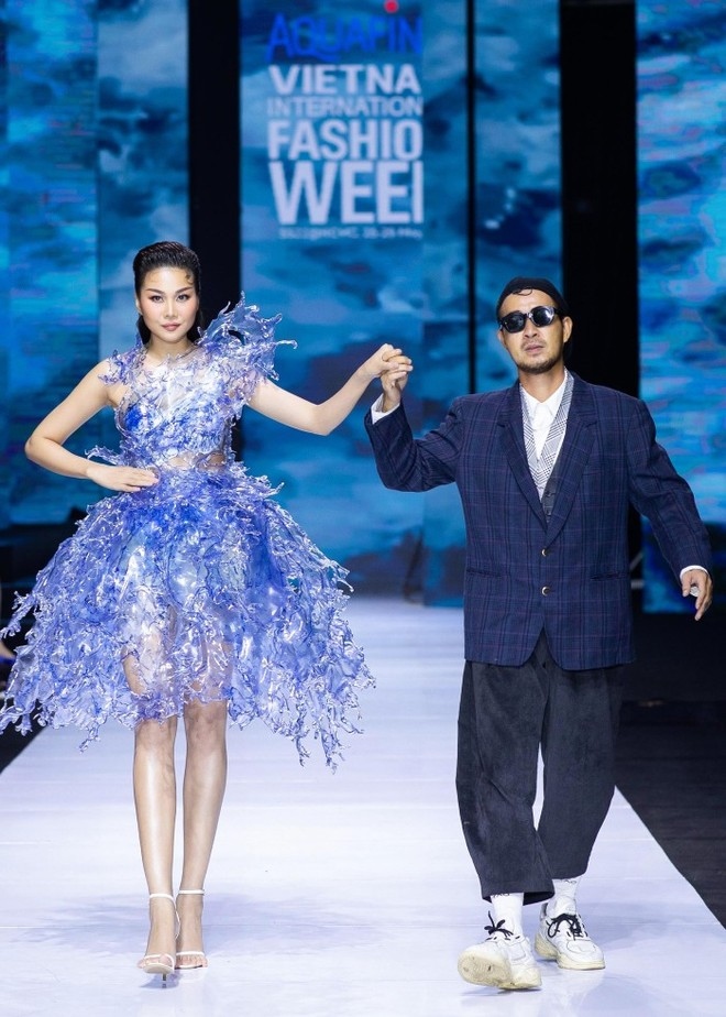 Designer Vo Cong Khanh to open Vietnam International Fashion Week 2024