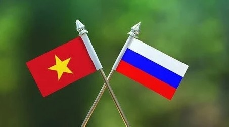 Vietnamese leaders offer congratulations on Russia Day