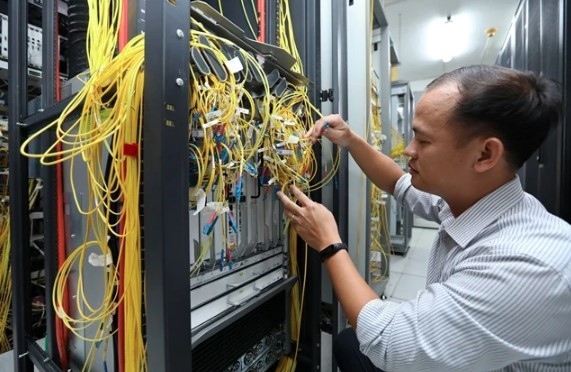 Vietnam to have 10 new undersea fibre optic cable lines