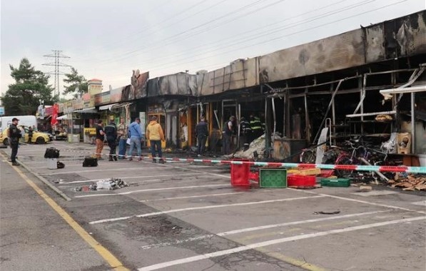 Fire hits Vietnamese market in Prague