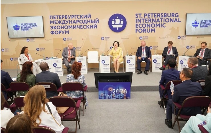 Vietnam attends audit dialogue at St. Petersburg Int’l Economic Forum