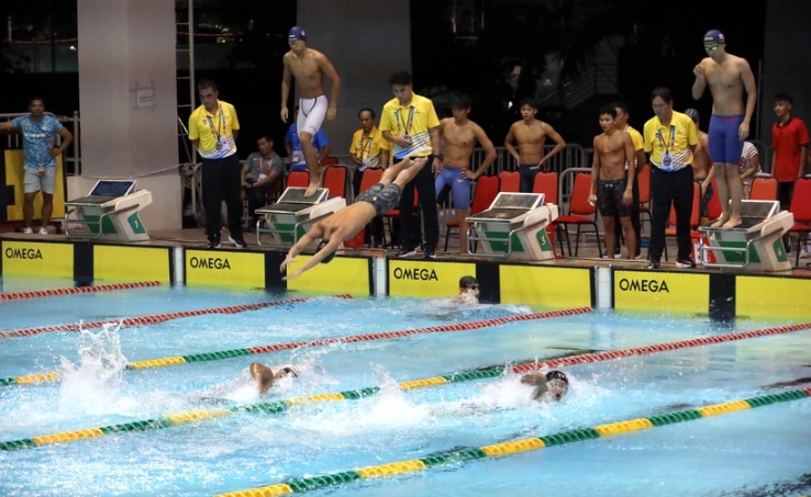 Vietnamese swimmers secures 5 golds at ASEAN Schools Games