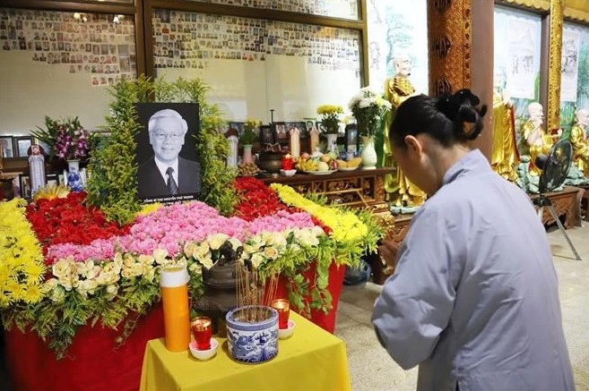 Vietnamese community in Laos mourns Party General Secretary Nguyen Phu Trong