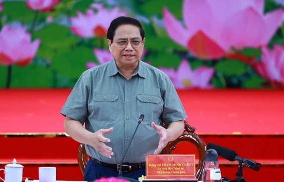 PM requests settlement of obstacles to expressway project in Mekong Delta