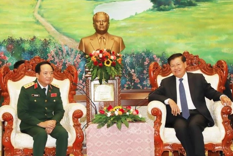 Vietnam treasures special ties with Laos: high-ranking military officer