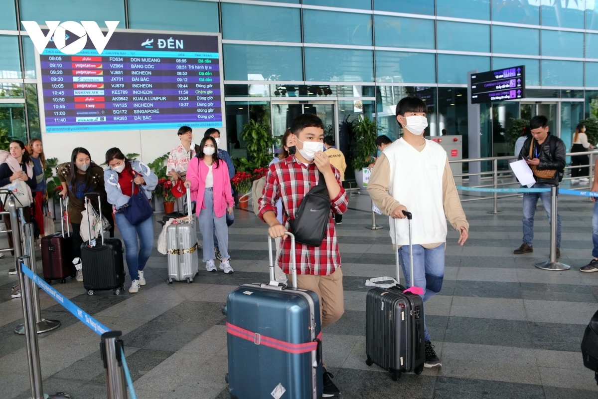 Da Nang International Airport plans to serve 484 flights for National Day holiday