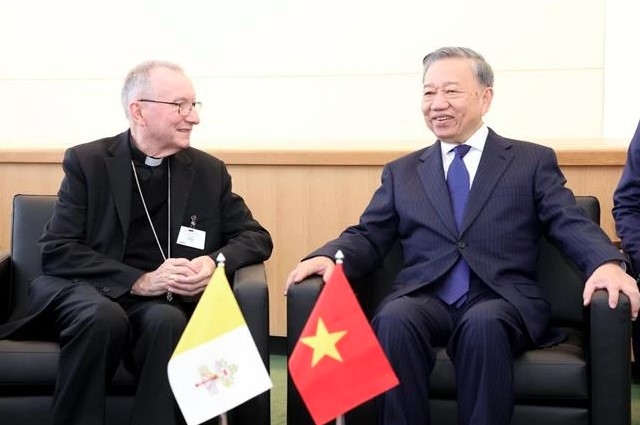 Top Vietnamese leader meets with Vatican Secretary of State in New York