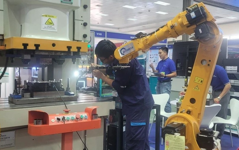 Many foreign firms engage in 2024 Hanoi Supporting Industry Fair