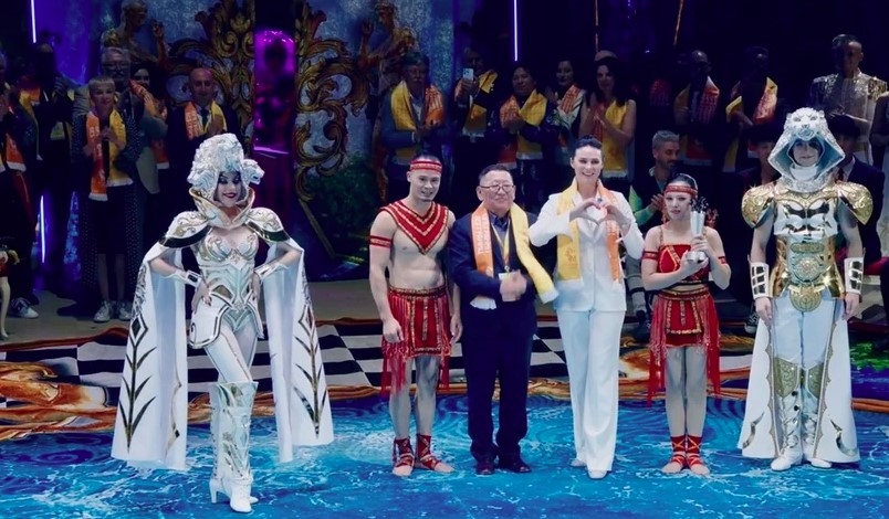 Vietnam wins silver at int'l circus festival