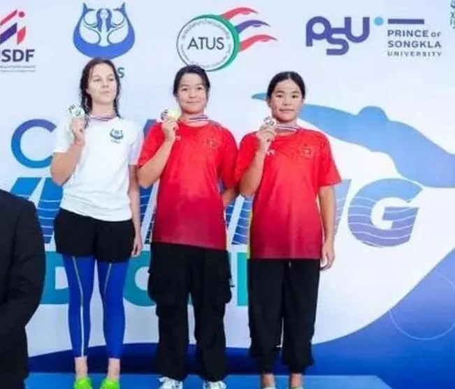 Vietnam shines at Thailand Finswimming World Cup