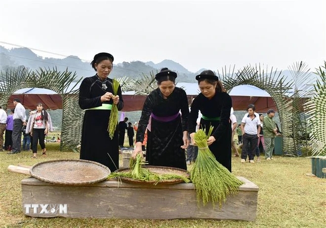 Pounding Com Festival, a unique cultural feature of the Tay