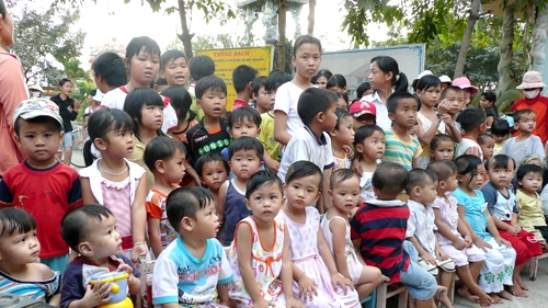Australian-funded project benefits orphans in Hanoi