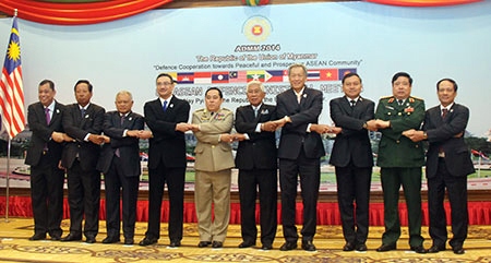 Vietnam advocates protecting sovereignty by peaceful measures