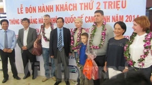 Cam Ranh airport welcomes 2 millionth visitor