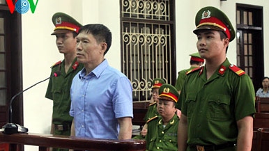 Another 15-month jail term for Haiphong ex-police officer