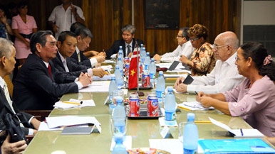 Communist parties of Vietnam, Cuba promote ties