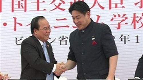 Japan hands over solar system to HCM City school