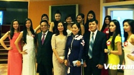 “Miss Vietnam in Czech” organisers support AO victims