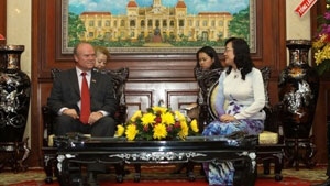 Moscow Duma delegation visits Ho Chi Minh City