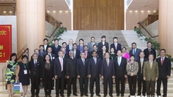 NA leader receives ASOCIO ICT Summit 2014 delegates