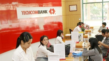 Techcombank receives two Asian Banker awards