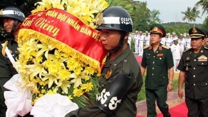 Vietnamese war heroes commemorated abroad, at home