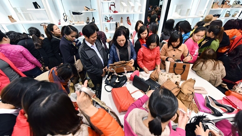 Black Friday hits AEON Mall Long Bien in Hanoi