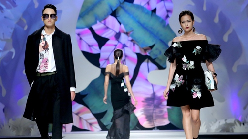 Celebrities attend Hanoi fashion show