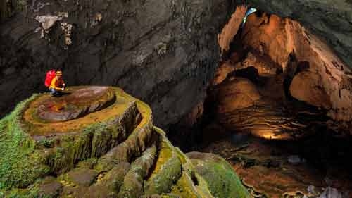 Son Doong Cave looks like it’s on another planet