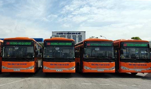 Hanoi begins wifi-equipped bus service to airport