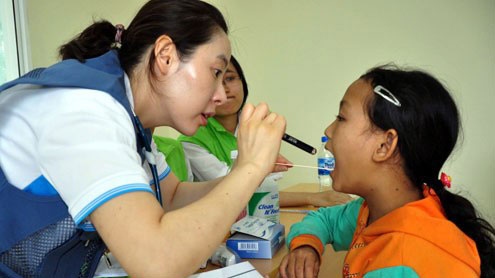 Taiwanese doctors provide free check-ups in Dong Nai