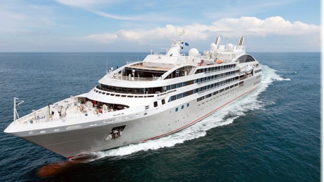 Luxury cruise travellers flock to Vietnam