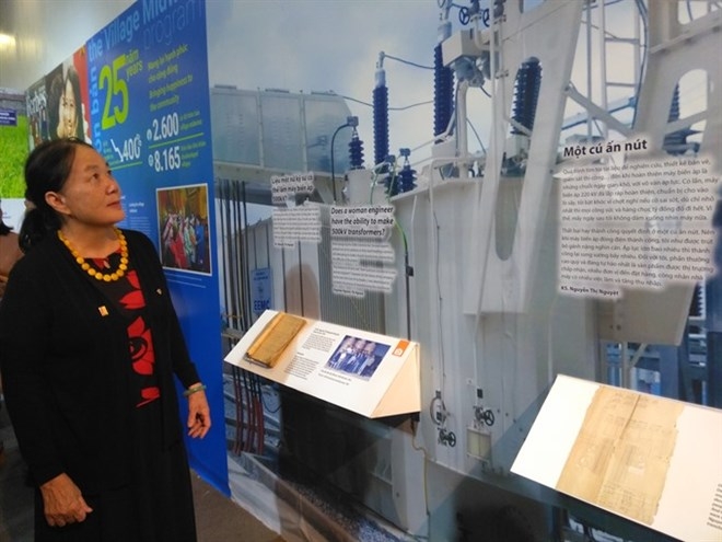 Exhibition honours female Vietnamese scientists