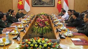Vietnam keen to accelerate defence ties with Indonesia
