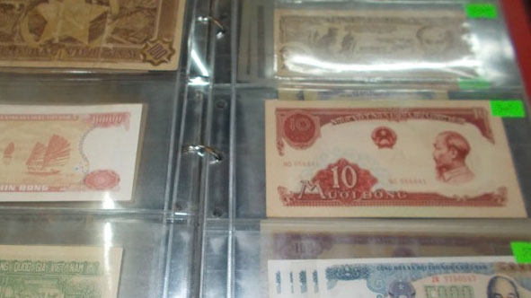 Vietnamese paper money through different periods of time