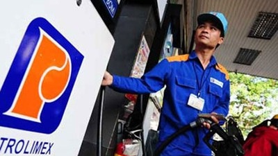 Self-service petrol stations open