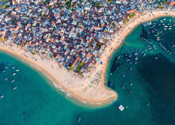 Stunning beauty of Quy Nhon from height