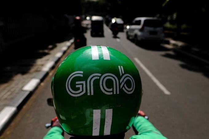 Experts fear foreign rivals too strong for Vietnam ride-hailing firms