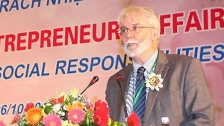 Conference discusses social enterprises role