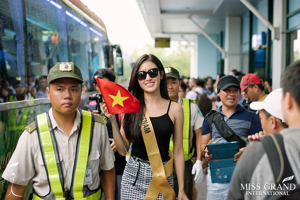 Miss Grand contestants welcomed in Quang Binh