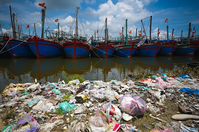 Corporate sector climbs recycling bandwagon in top ocean polluter Vietnam