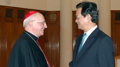 Vatican Cardinal visits Vietnam