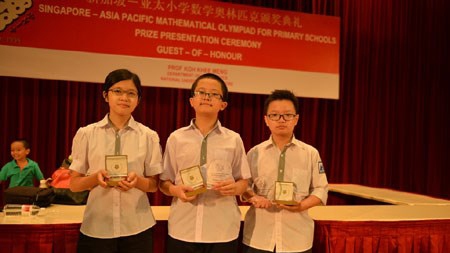 Vietnam wins gold at Asia-Pacific Maths contest