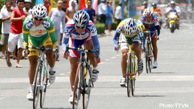 International women’s cycling tourney opens in Binh Duong